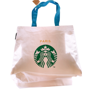 スターバックスのエコバッグは、持ち運びに便利で環境に配慮したアイテムです。再利用可能な素材で作られ、買い物や日常のお供に最適です。シンプルでおしゃれなデザインも魅力の一つです