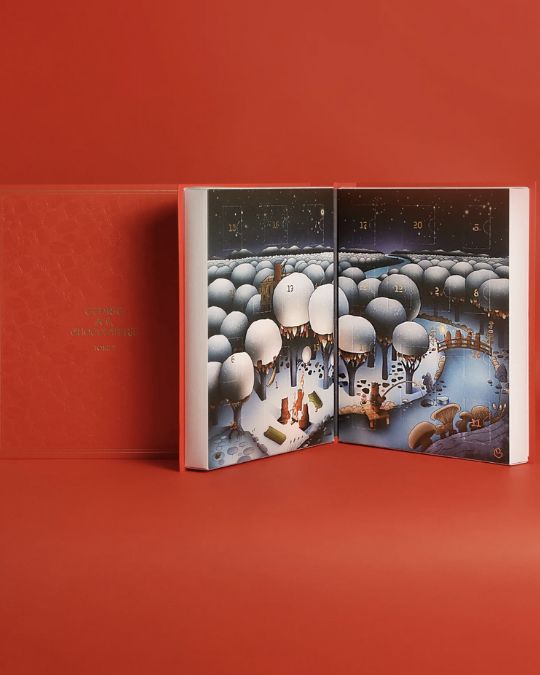 芸術的デザインの限定アドベントカレンダー。