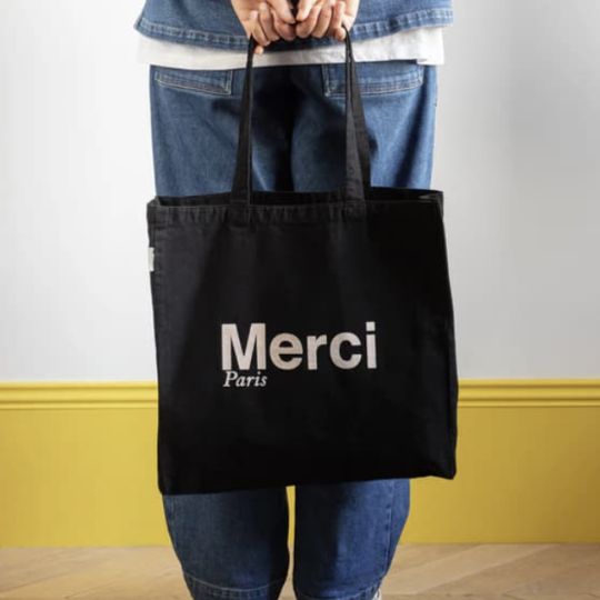 パリ発merciのブラック×クリームのトートバッグ
