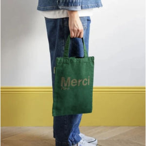 Merciのオーガニックコットンバッグ