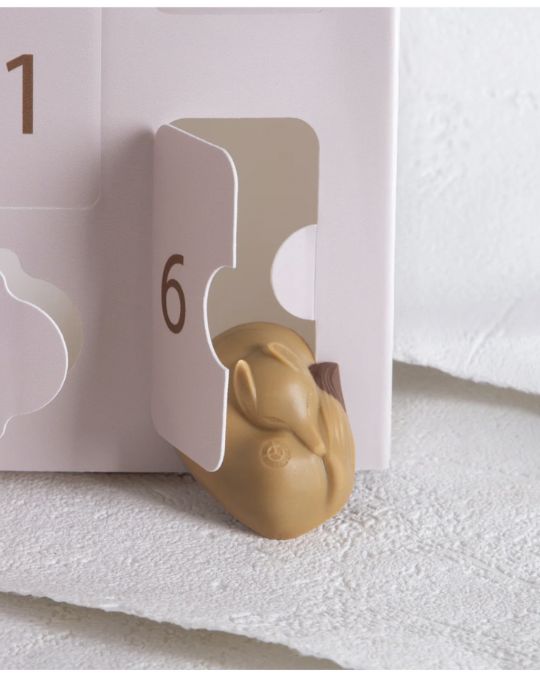 ヤン クヴルー アドベント カレンダー 贅沢 チョコレート パリ パティスリー 限定 スイーツ 菓子 聖夜 ギフト 予約 人気 通販 味わい 美食 家族 幸せ